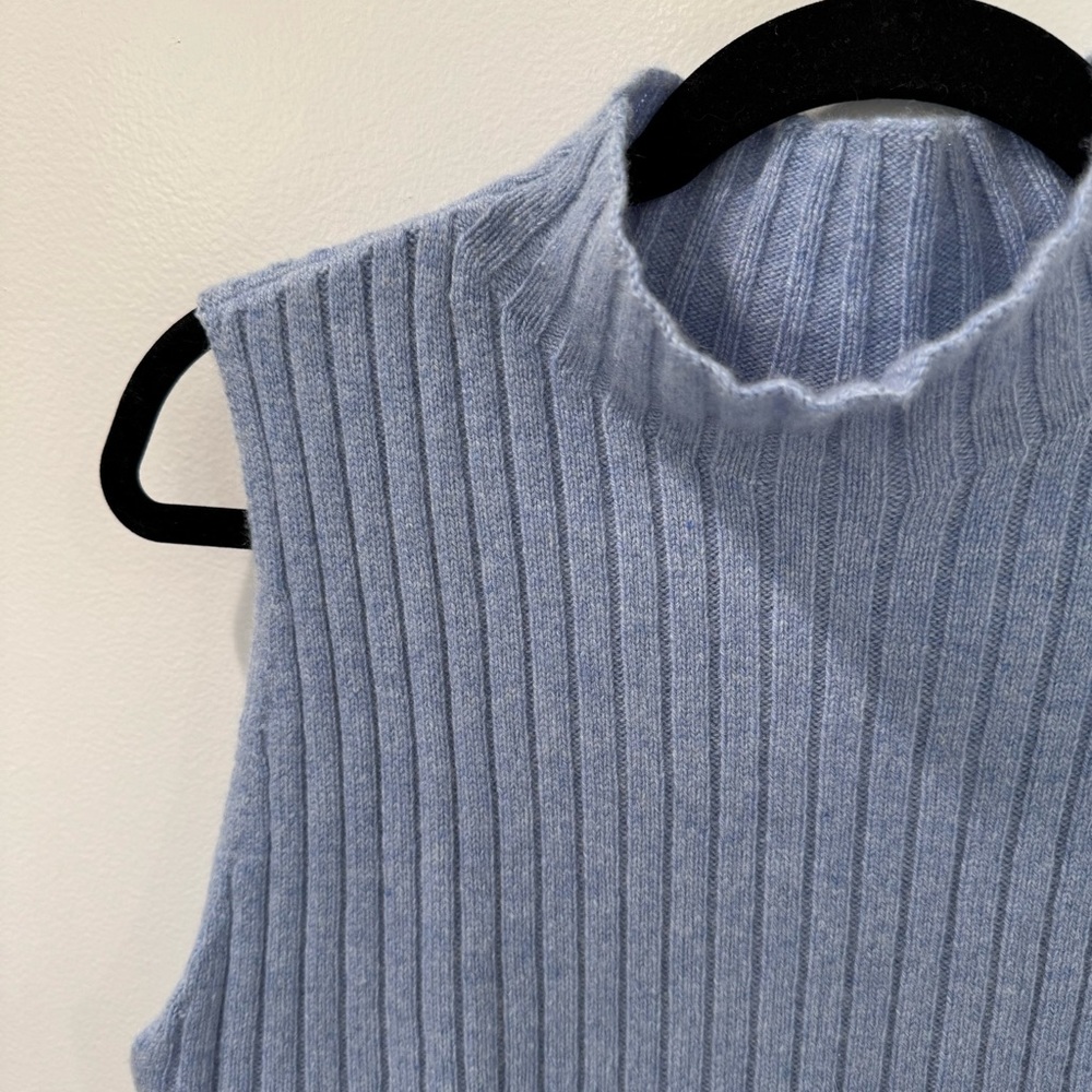 KHAITE Jolene Blueberry Blue Sleeveless Cashmere Turtleneck Sweater Size XL - Picture 7 of 16